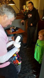balloonman-making-balloons